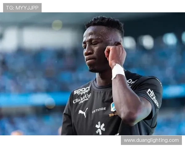 天狼星与哈尔姆斯塔德的激烈对决揭示足球战术与团队合作的重要性