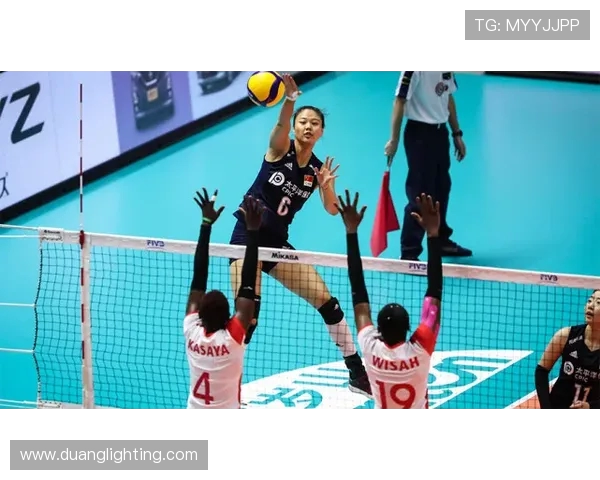 成都排球队在邀请赛中以75分稳居积分榜首位